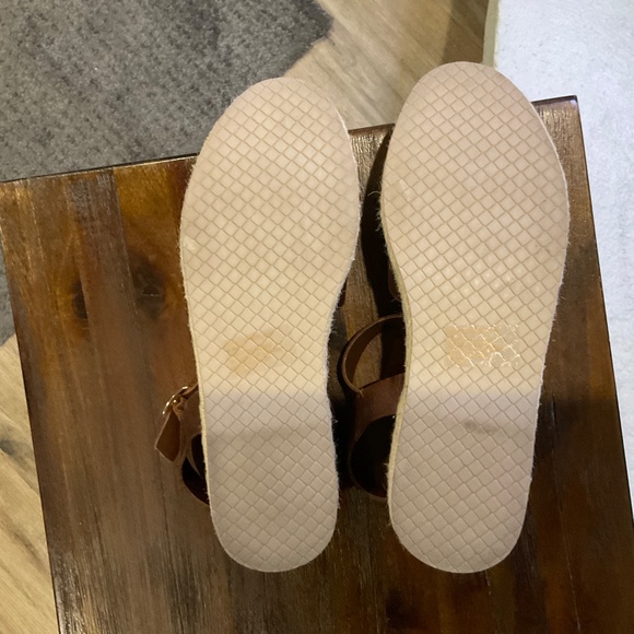 Steve Madden Brown Platform Sandals - Picture 6 of 7